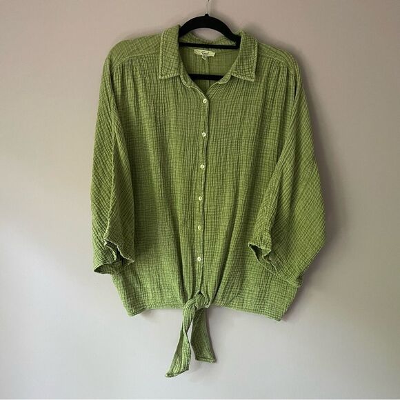 Easel Gauzy Top S Green Boho Dolman Half Sleeve Tie Front Button Collar - Picture 1 of 8